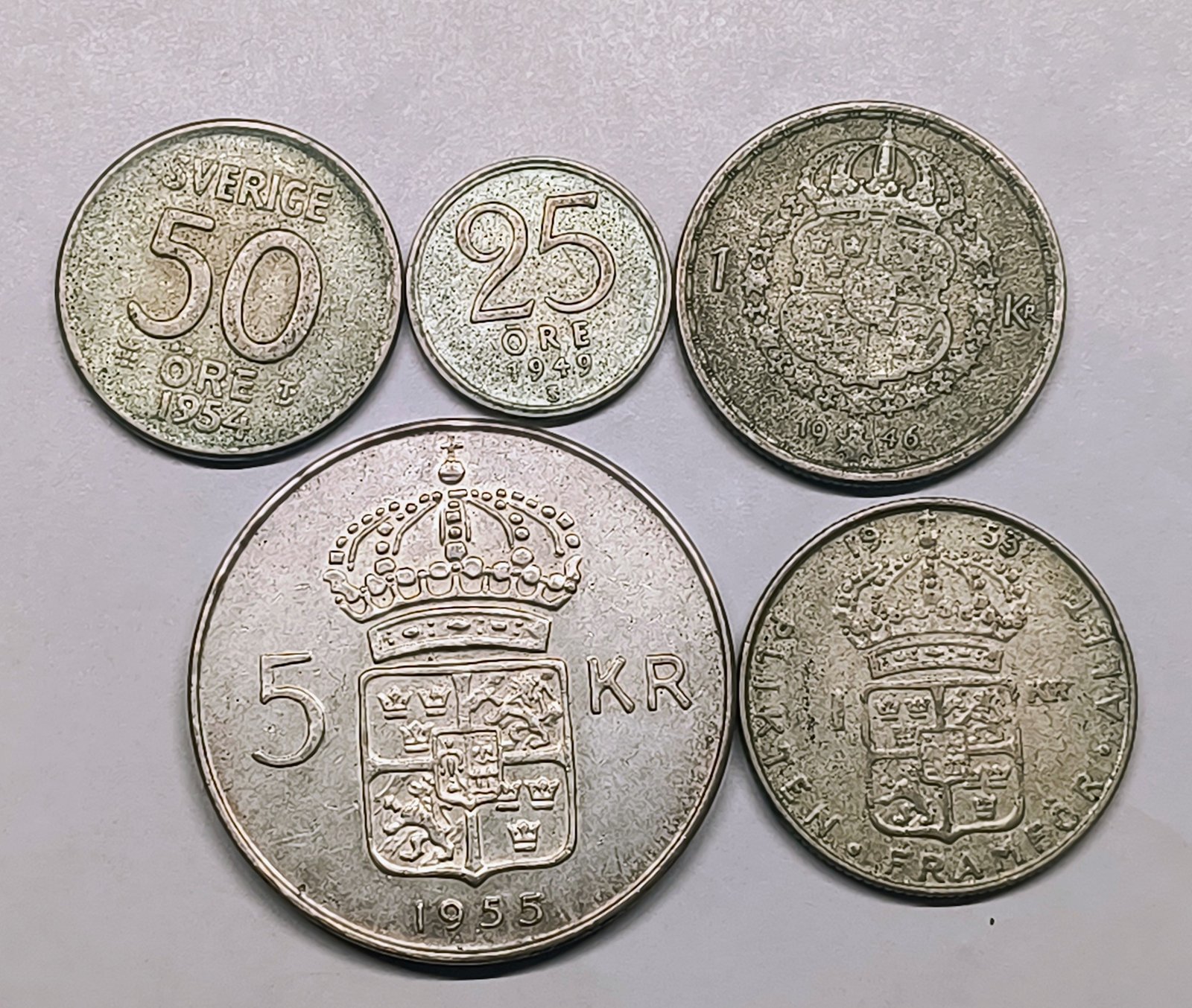 Lote Monedas Plata Suecia 25 Ore 50 Ore 1 Krona 5 Kronor 1946-1955 · Plata 0,400 · ArgentumSun — Reverso